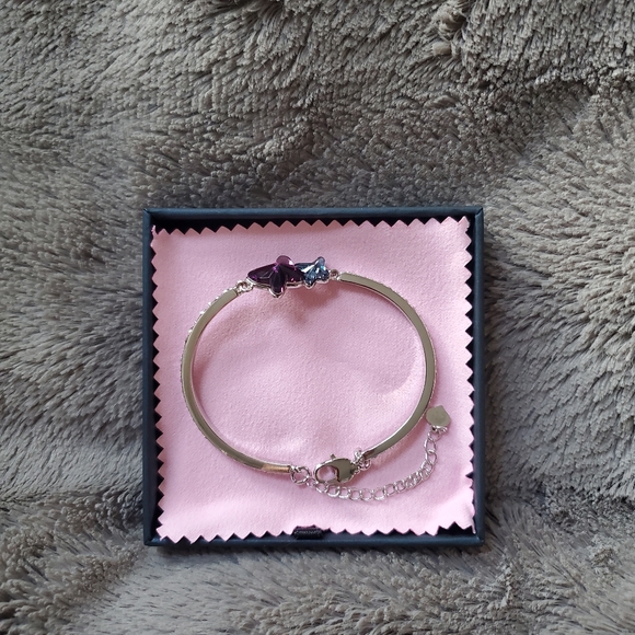 Silver bracelet with crystal detailing 💖 - Picture 4 of 5